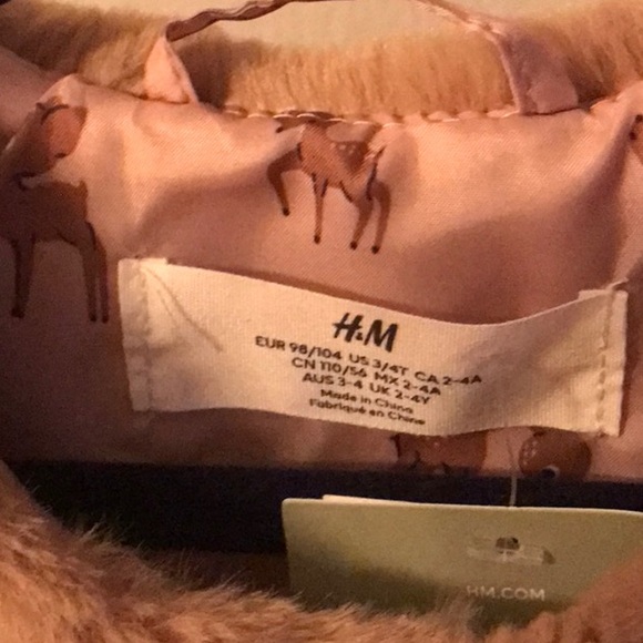 H&M size 4T Faux fur vest is New with Tags - Picture 2 of 6